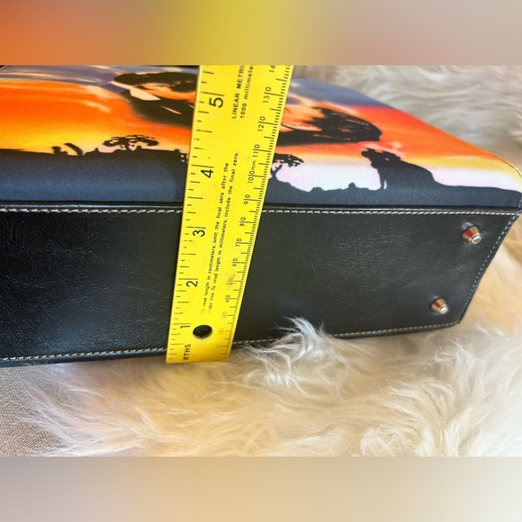 Gone With The Wind Collectible handbag Print Women's Med Size Shoulder Bag NWT S - Picture 7 of 8